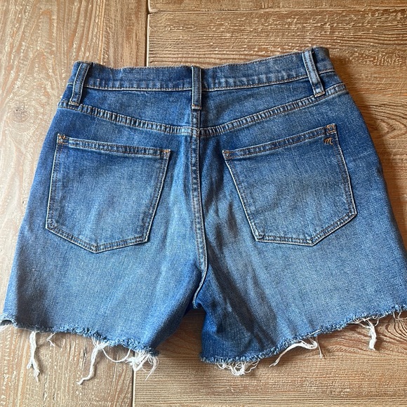 Madewell Hi-Rise Denim Shorts - Picture 3 of 3